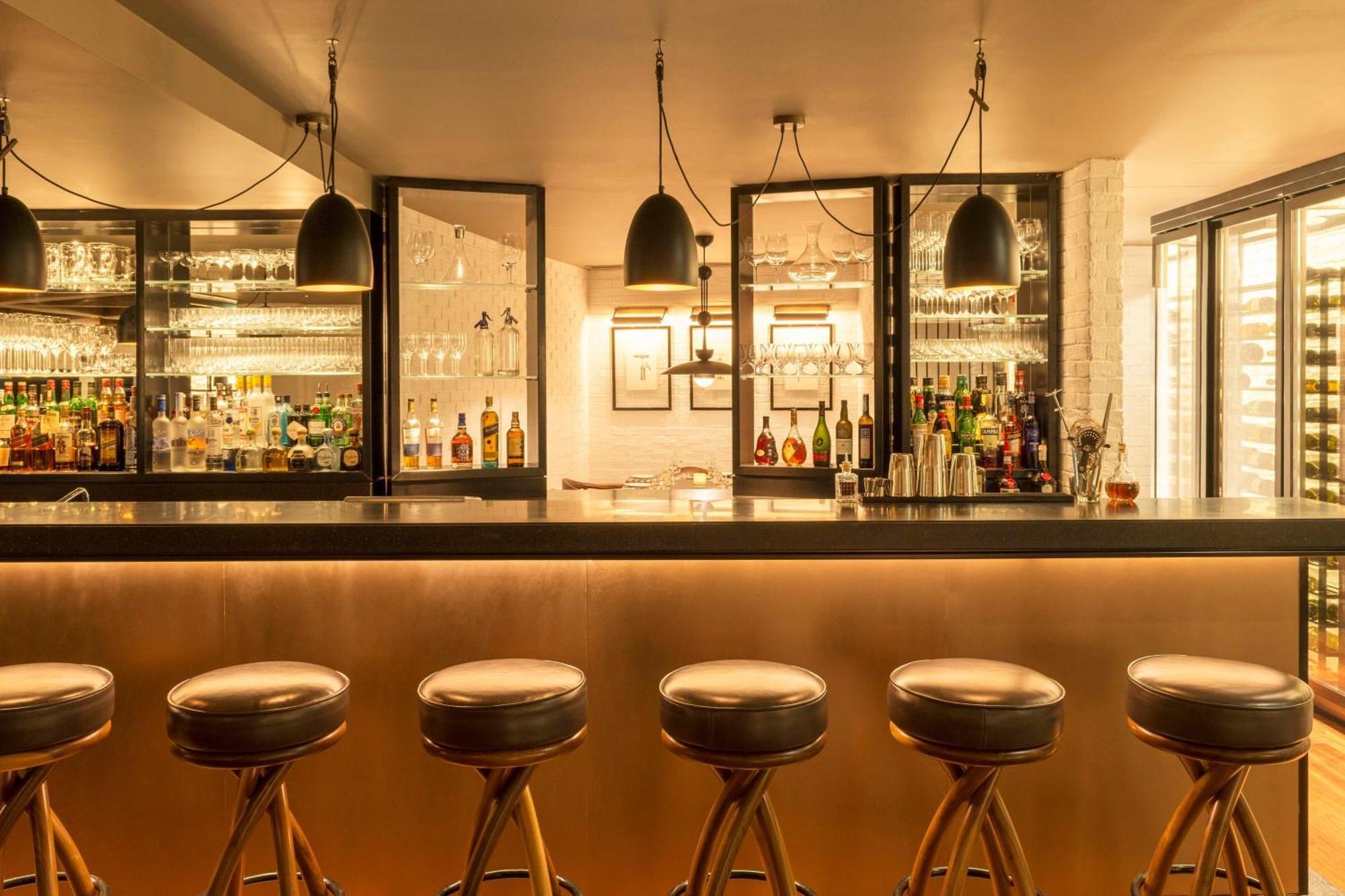Le Royal Meridien Abu Dhabi Exterior photo The bar at the 2018 edition of the London Design Festival