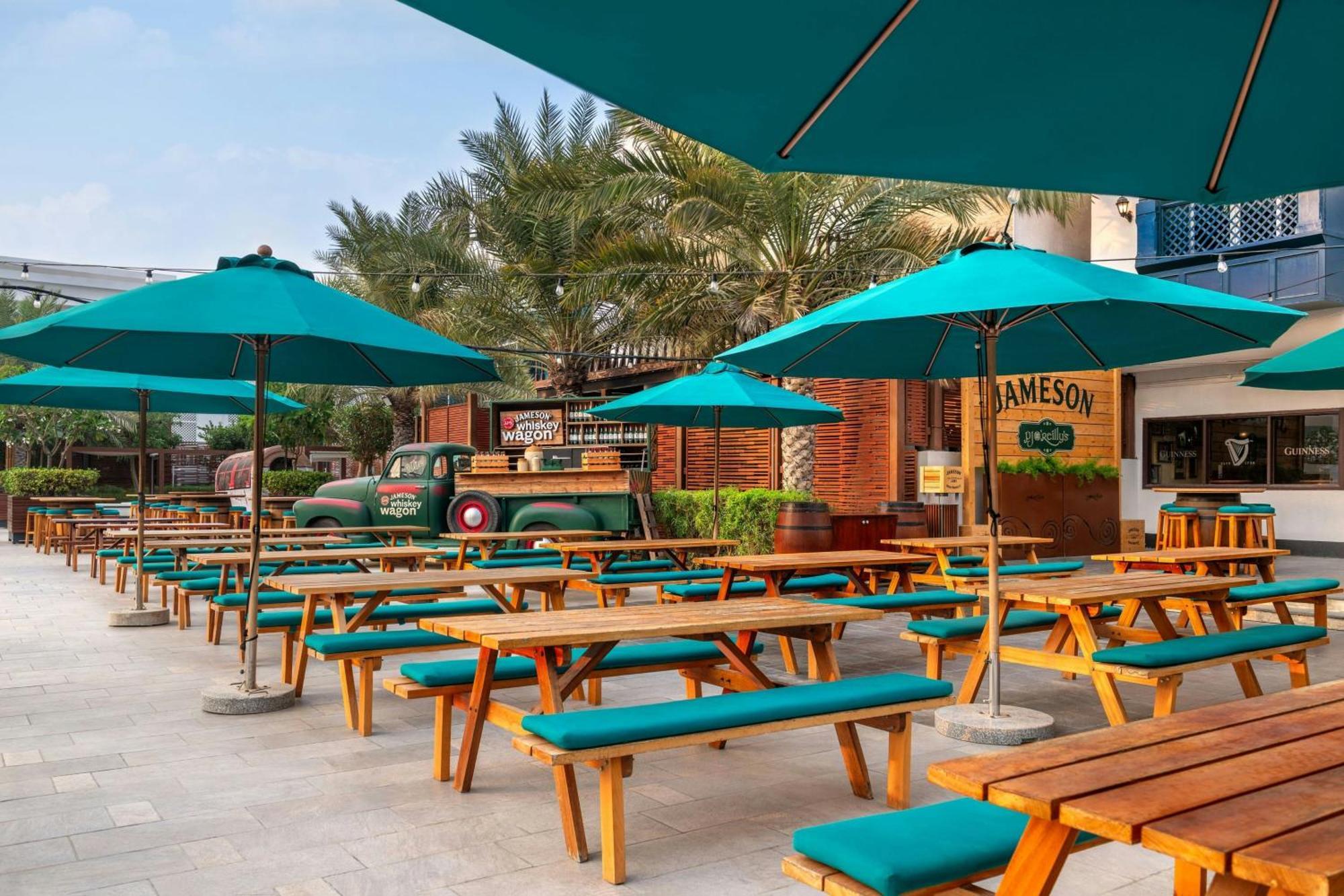 Le Royal Meridien Abu Dhabi Exterior photo The Village